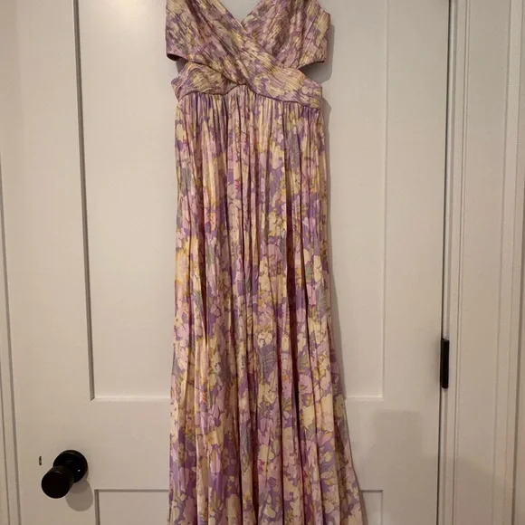 ASTR The Label Floral Pleated Dress - Picture 1 of 3